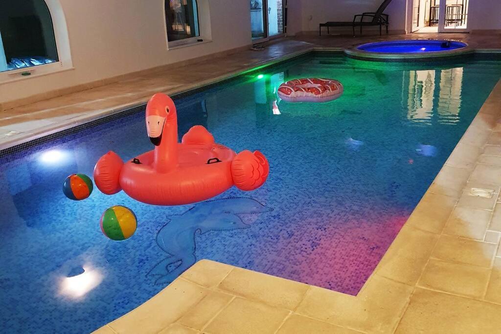 Vila Country Manor House With Indoor Pool And Hot Tub Rochester  Exteriér fotografie